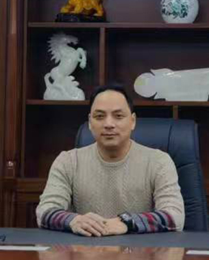 張輝.jpg